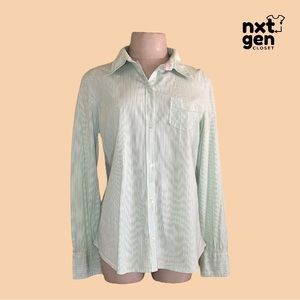 Old Navy Women’s Perfect Fit Button Down Blouse